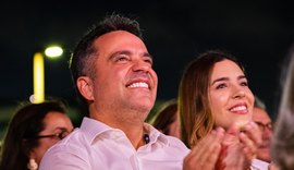 Governador e primeira-dama prestigiam espetáculo “Mulheres em Cena: Entre Flores e Delicadezas”