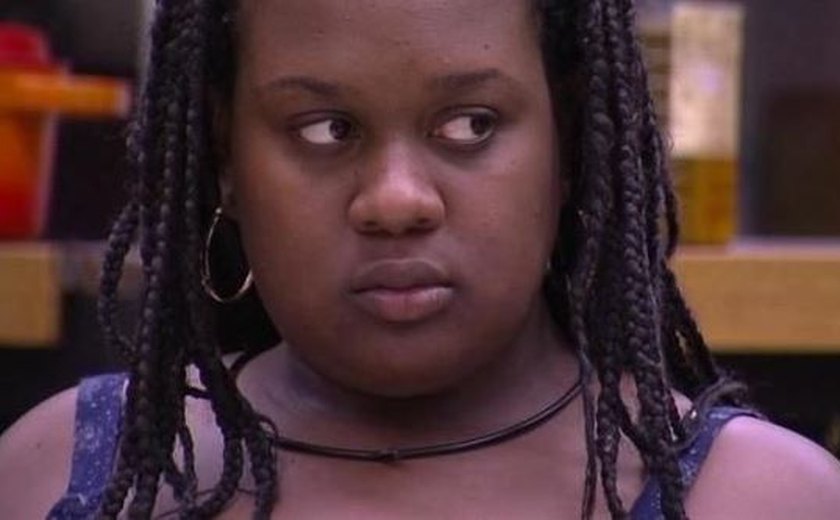 'BBB17': Roberta diz que Daniel é gay e Vivian a reprime. 'Não fala besteira'