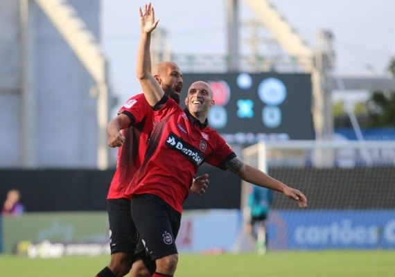 Brasil-RS e São Bento estreiam com empate em Pelotas