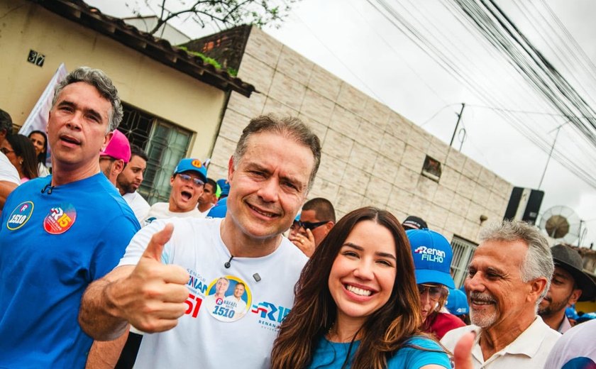 Bárbara Braga percorre Benedito Bentes ao lado de Renan Filho e recebe apoio por renovação política na Assembleia Legislativa