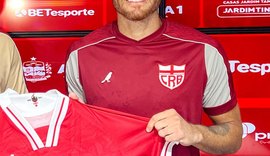 CRB procura lateral e mais  um volante para a temporada