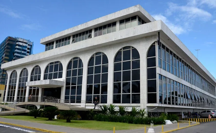 TCE/AL amplia prazo para adequação ao SIAP e AMA defende uso estratégico dos dados na gestão municipal
