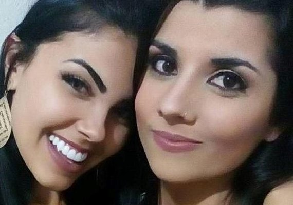 Karina Barros, bailarina do 'Domingão': 'Sexo com outra mulher é mágico '