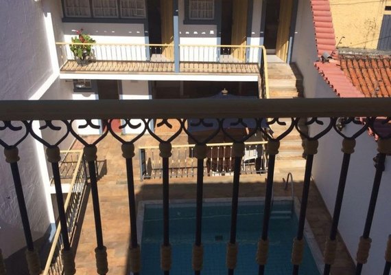 Peritos da PF vão avaliar obras apreendidas em casas da ex-mulher de Cabral