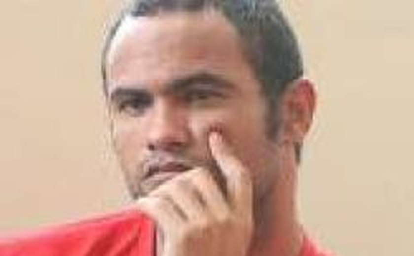 Ex-goleiro Bruno pode deixar prisão ainda hoje, diz STF