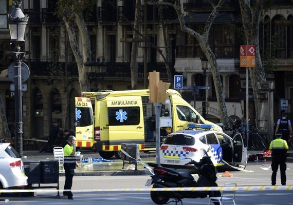 Estado Islâmico assume responsabilidade por ataque terrorista em Barcelona
