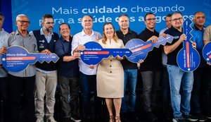 Governo de Alagoas participa da entrega de 47 veículos para o SUS em 15 municípios