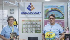 Bibliocoop incentiva a leitura com projetos de troca e venda acessível