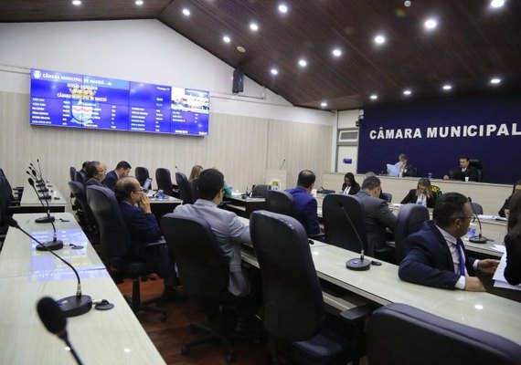 Vereadores de Maceió defendem suas emendas