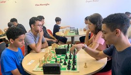 Biblioteca Pública Estadual sedia a 2ª edição do Torneio de Xadrez