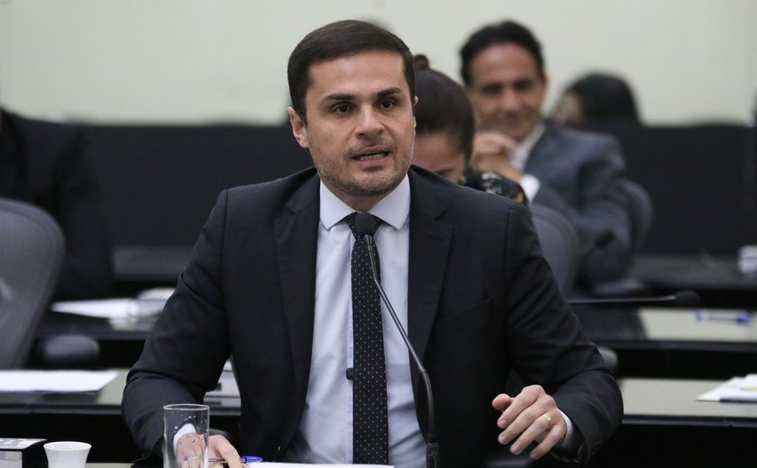 PL de Alexandre Ayres expõe nome e foto de condenados por estupro e violência contra a mulher em AL