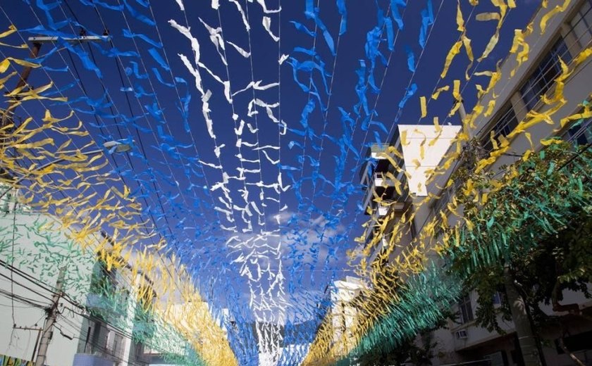Alurb pede que população colabore com a coleta de resíduos em ruas decoradas para jogos
