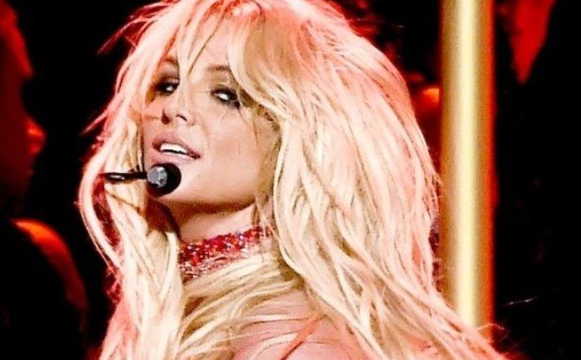 Britney Spears é internada em hospital psiquiátrico
