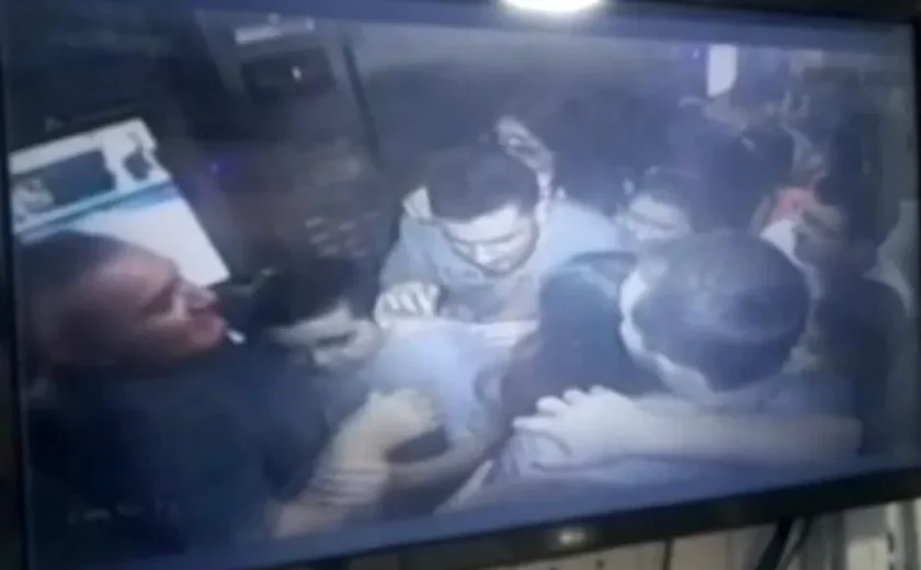 Vídeo: elevador despenca de primeiro andar até subsolo e deixa três feridos em Maceió