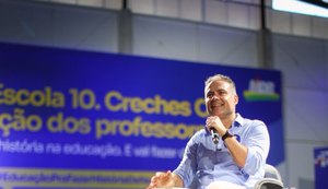 Renan defende legado da saúde e diz que hospitais regionais transformaram Alagoas