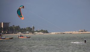 Marinha alerta sobre ventos que deixarão mar com ondas de 3 a 3,5 metros em Alagoas