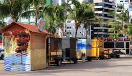 Comerciantes de food trucks continuam na orla da Pajuçara