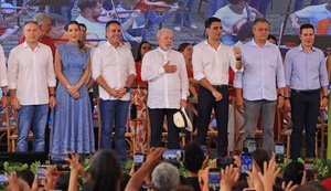 Em Maceió, Lula celebra dois milhões de moradias entregues
