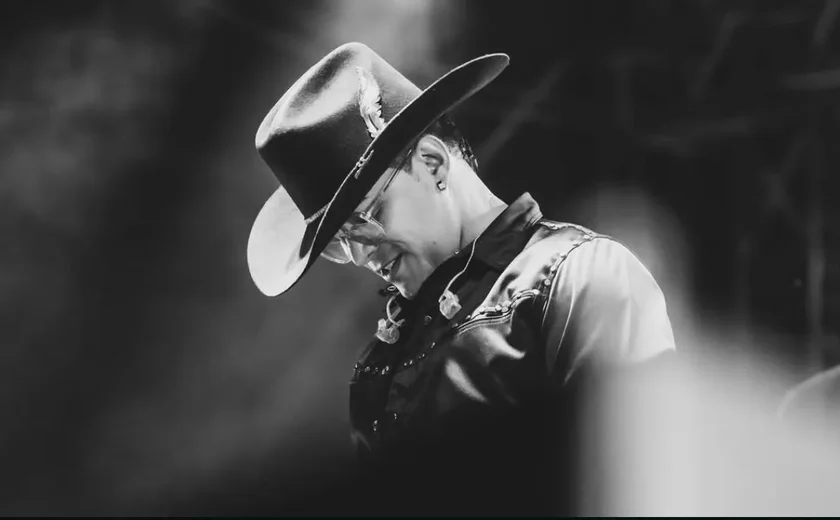 Morre cantor Yeison Jiménez em queda de avião na Colômbia