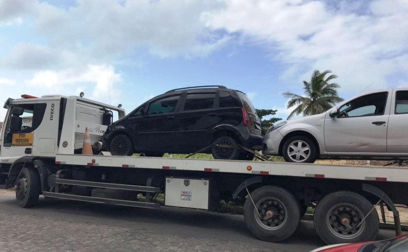 PRF e PC detêm suspeito de negociar armas e carros clonados em Alagoas