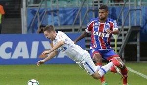 Bahia segura 1 a 0 em casa e Cruzeiro conhece segunda derrota seguida