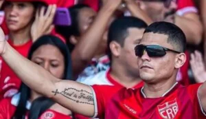 CRB vence o Londrina por 2x1, volta ao G6 e confirma rebaixamento do adversário