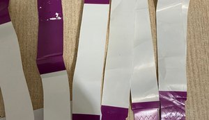 Bombeiro é preso suspeito de vender pulseiras falsas de shows em Maceió