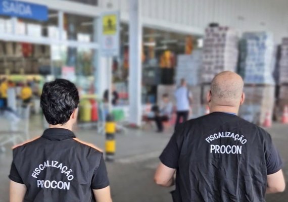 Procon Maceió notifica supermercado após acidente com consumidora