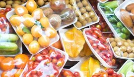 ONG descobre presença de plásticos em alimentos