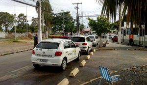 Fiscalização combate transporte clandestino em Maceió