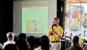 Delegado Thiago Prado faz palestra em treinamento sobre atendimento humanizado às vítimas de assédio