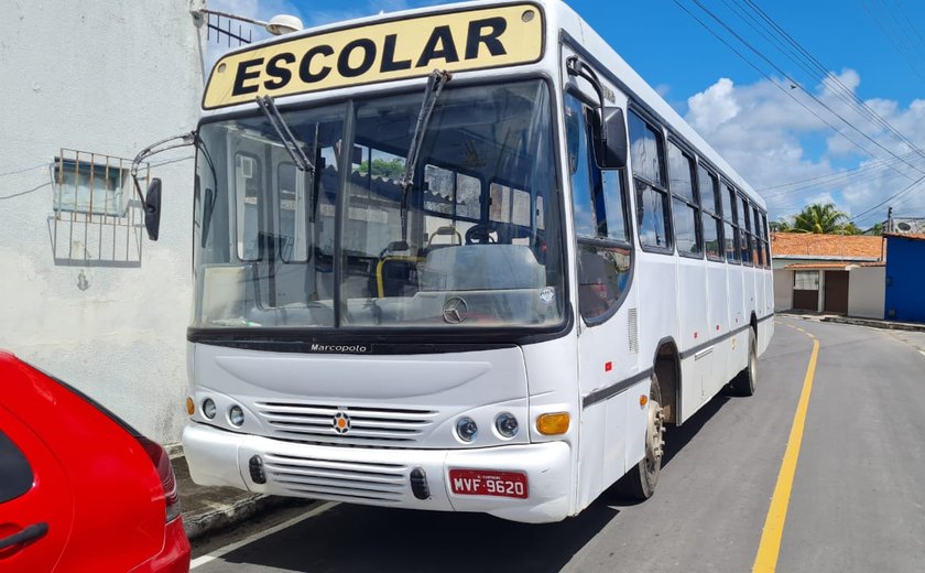 Ônibus que atropelou mulher em Paripueira é periciado