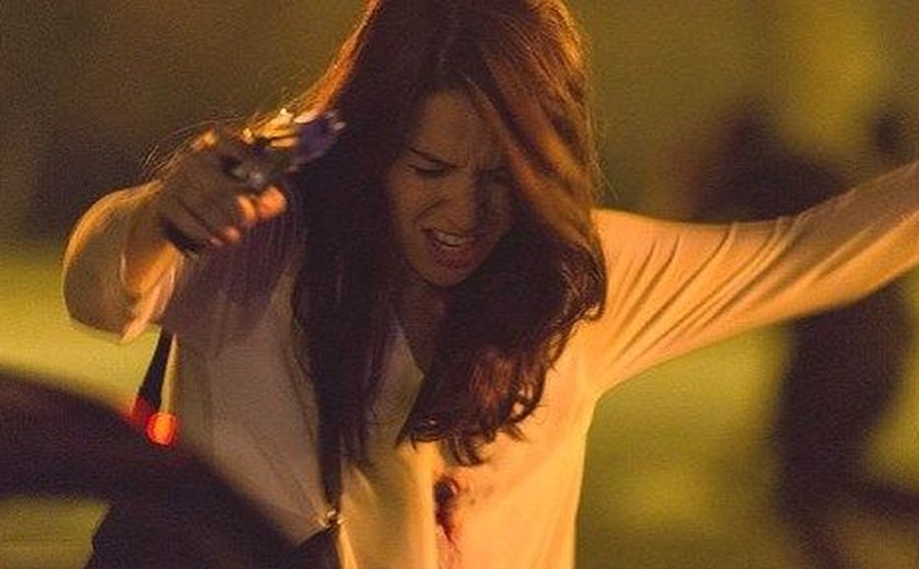 Novela 'Rock Story': Após assalto, Lorena é baleada em tiroteio