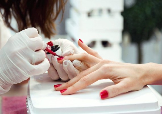 Alunos do Senac Alagoas oferecem serviços gratuitos de beleza