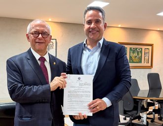 Governador sanciona lei que reorganiza cartórios de Alagoas