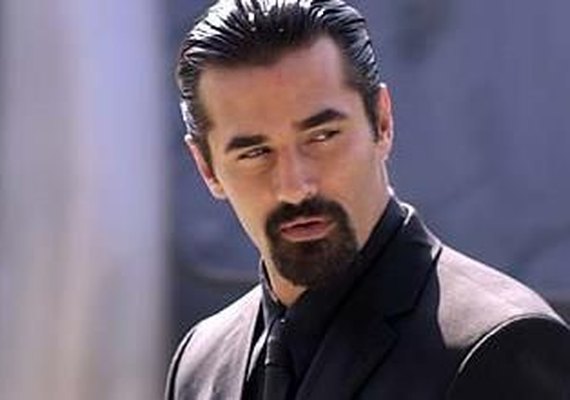 Luciano Szafir vira vendedor de cosméticos para enfrentar crise financeira