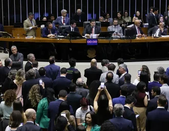 Congresso rejeita 52 vetos ao PL do licenciamento ambiental