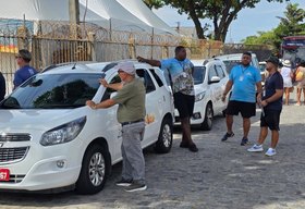 Chegada de cruzeiros impulsiona renda de taxistas em Maceió