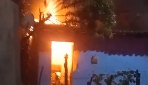 Mulher é morta a golpes de arma branca no bairro Santa Cecília, em Penedo