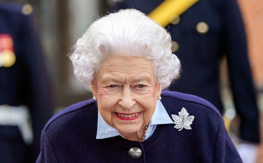 Rainha Elizabeth II testa positivo para Covid-19