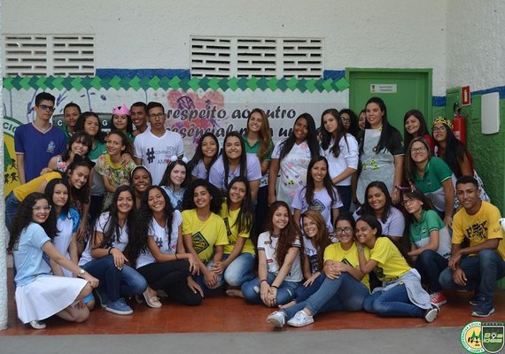 Colégio Boa Ideia realiza 6ª edição do Projeto Gentileza Gera Gentileza
