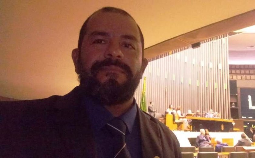 Policiais Penais tentam impedir na Justiça emenda do deputado Sílvio Camelo em AL