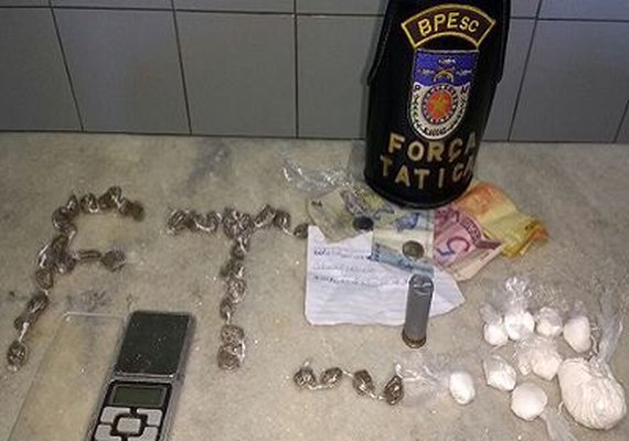 PM apreende drogas nos bairros do Vergel e Cidade Universitária