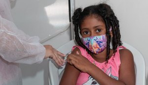 Maceió ultrapassa média nacional de crianças de 5 a 11 anos vacinadas contra a Covid-19