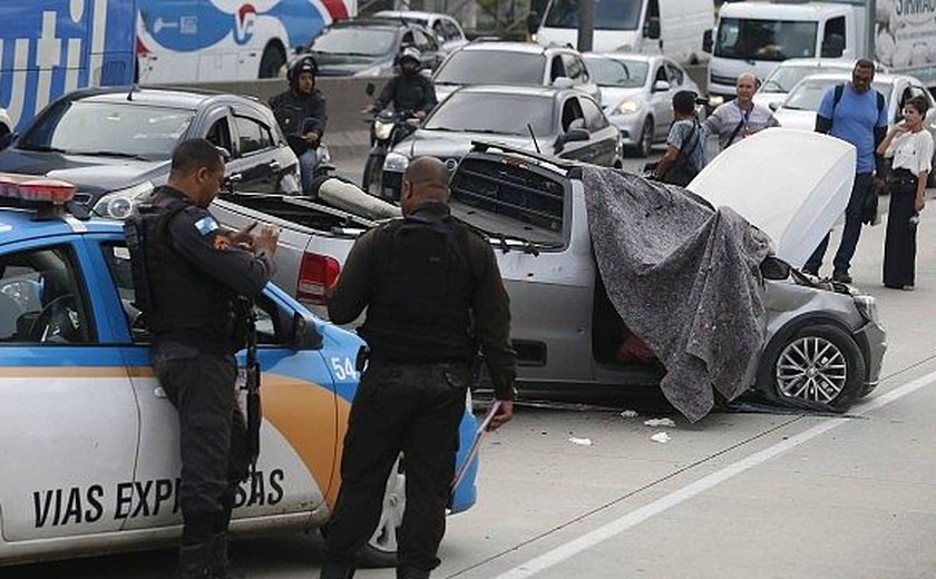 Policial militar é morto após troca de tiros com criminosos no Rio de Janeiro