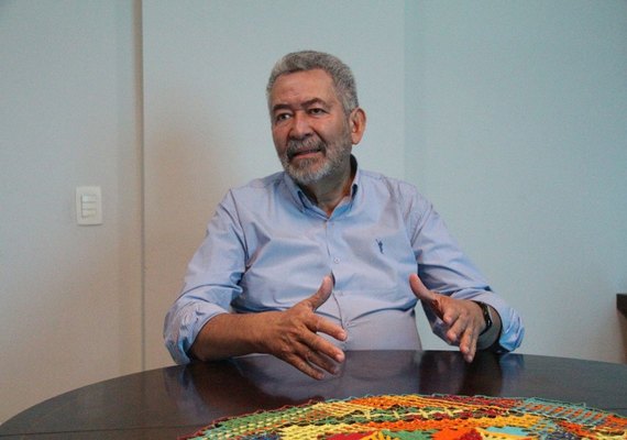 Paulão diz que o orçamento federal é um 'monstrengo'