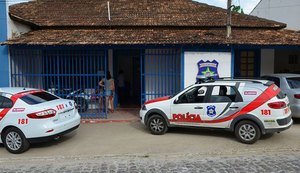 PC prende em Marechal Deodoro foragido por tráfico, posse de arma de fogo e roubo