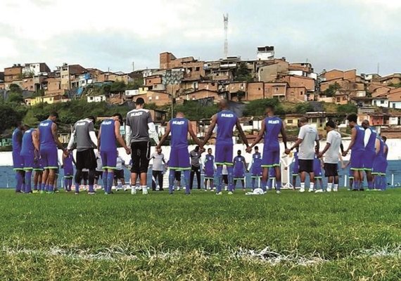 CSA viaja com base definida para encarar o São Bento