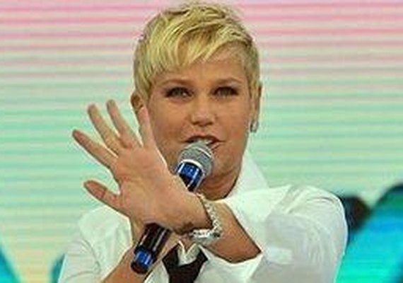 Apresentadora Xuxa Meneghel volta hoje ao Brasil para decidir sua vida na Record