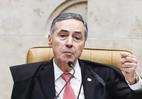 Barroso nega impedimento de Moraes para investigar ex-assessor no TSE